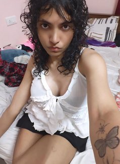 Tara - Transsexual escort in Bangalore Photo 16 of 17
