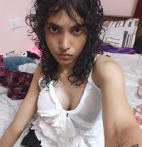 Astoria - Transsexual escort in Bangalore Photo 1 of 5