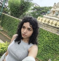 Astoria - Acompañantes transexual in Bangalore Photo 5 of 7