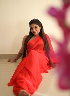 Tara Jaan - Transsexual escort in Mumbai Photo 15 of 16