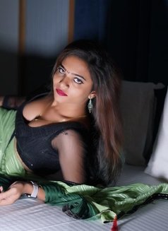 Tara Jaan - Transsexual escort in Mumbai Photo 5 of 16