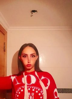 Tara - Transsexual escort in Beirut Photo 5 of 11