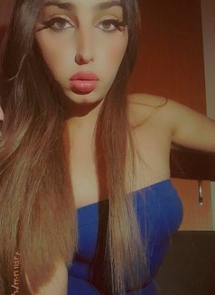 Tara - Transsexual escort in Beirut Photo 1 of 7