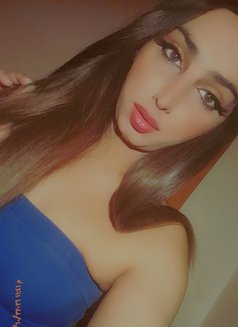 Tara - Transsexual escort in Beirut Photo 7 of 7