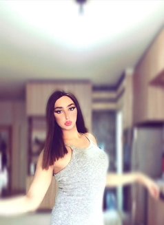 Tara - Transsexual escort in Beirut Photo 7 of 8