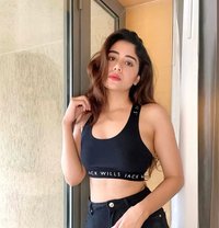 Tara - escort in Muscat