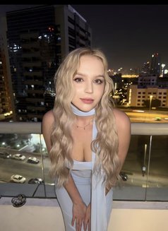 Tara - escort in Riyadh Photo 1 of 4