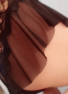 Tara - escort in Al Manama Photo 6 of 9