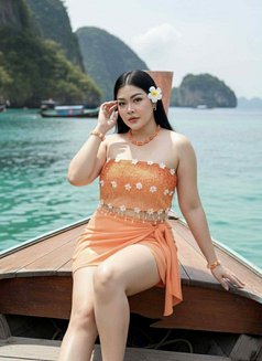 Tara - puta in Riyadh Photo 8 of 25