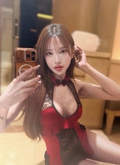 Sombun VIP TS - Transsexual escort in Taipei Photo 5 of 9