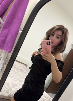 Tara - puta in Muscat Photo 9 of 9