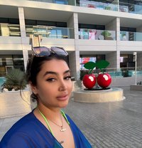 Tara - escort in Muscat