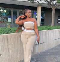 Tarah big boots girl in WHITEFIELD - escort in Bangalore Photo 2 of 8