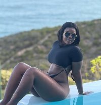 Tinah - escort in Dhaka