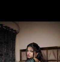 Tarana begam - Transsexual escort in Mumbai Photo 28 of 28