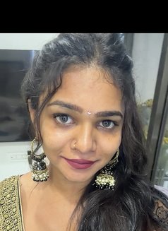 Tarana begam - Transsexual escort in Mumbai Photo 28 of 30