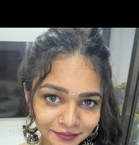 Tarana begam - Transsexual escort in Mumbai