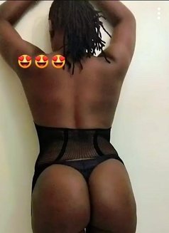 Tariana - escort in Cairo Photo 3 of 6