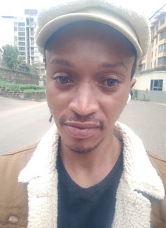 Tariq - Male escort in Nairobi Photo 8 of 8