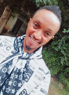 Tariq - Male escort in Nairobi Photo 9 of 9