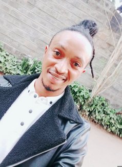 Tariq - Acompañantes masculino in Nairobi Photo 9 of 9