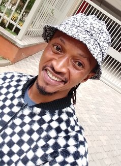 Tariq - Male escort in Nairobi Photo 9 of 9