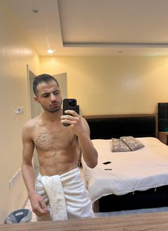 Tarkan - masseur in Riyadh Photo 2 of 5