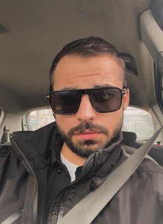 Tarkan - masseur in Riyadh Photo 5 of 5