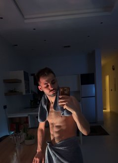 Tarkan - Male escort in Riyadh Photo 8 of 11