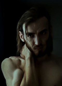 Tars - Male escort in Tel Aviv Photo 1 of 4