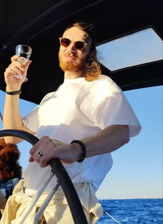 Tars - Male escort in Tel Aviv Photo 3 of 4