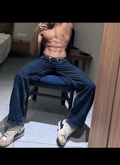 Tarun, Handsome Call Boy in Noida - Acompañantes masculino in Greater Noida Photo 2 of 4