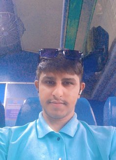 Tarun - Acompañantes masculino in Bangalore Photo 2 of 3
