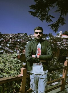 Tarun - Male escort in New Delhi Photo 5 of 5