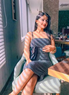 Taruna - escort in Mumbai Photo 2 of 6