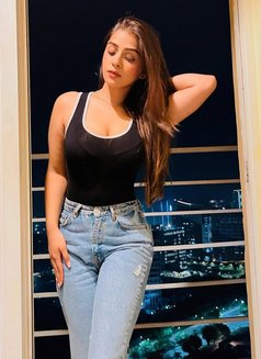 Taruna - escort in Mumbai Photo 3 of 6