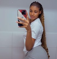 Tash bea - escort in Riyadh