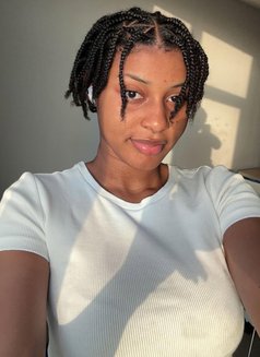 Tash bea - escort in Riyadh Photo 3 of 8