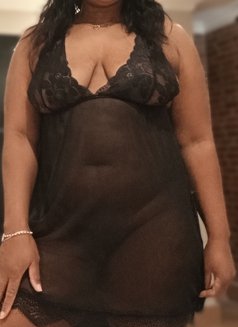 Tash - escort in Cairo Photo 1 of 2