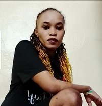 Tasha - puta in Madinah