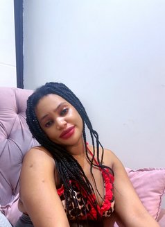 Tasha - puta in Riyadh Photo 4 of 5