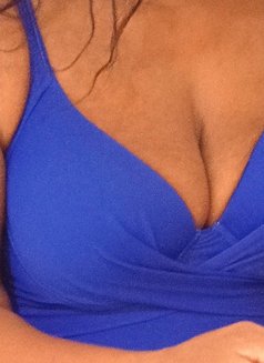 Tasha - escort in Cairo Photo 7 of 7