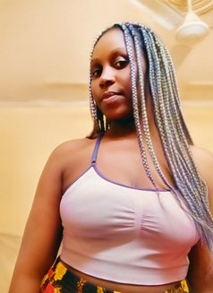 Tasha - escort in New Delhi Photo 7 of 8