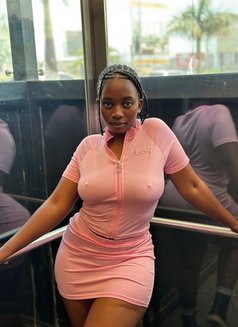 Tasha - escort in New Delhi Photo 2 of 3