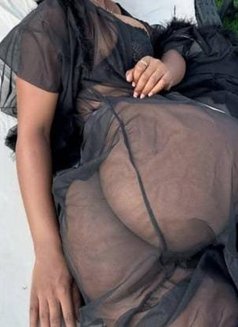 Tasha - escort in Pune Photo 3 of 6