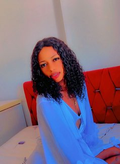 Tasha - escort in Muscat Photo 1 of 2