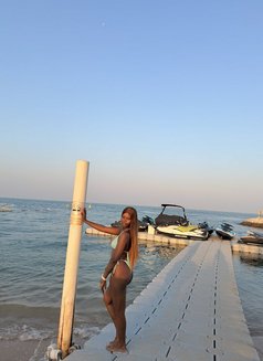 Tasha - escort in Abu Dhabi Photo 7 of 8