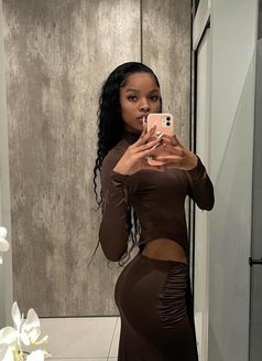 Tashas in Muscat - escort in Muscat Photo 2 of 6