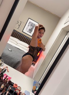 Tashi - Transsexual escort in Tel Aviv Photo 9 of 11
