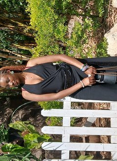 Tashley* - puta in Nairobi Photo 6 of 6